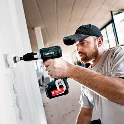 Metabo BS 18 LT Perceuse-visseuse sans fil 18 V 60 Nm + 1x batterie 2,0 Ah + chargeur + metaBOX