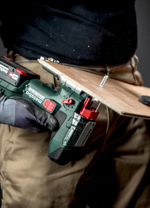 Seghetto alternativo a batteria Metabo ST 18 L 90 18 V 90 mm ( 601047840 ) + Metabox - senza batteria, senza caricabatterie