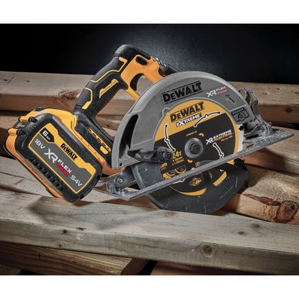 DeWalt DCS 573 N Akku Handkreissäge 18 V 190 x 30 mm Brushless + 1x Akku 4,0 Ah - ohne Ladegerät