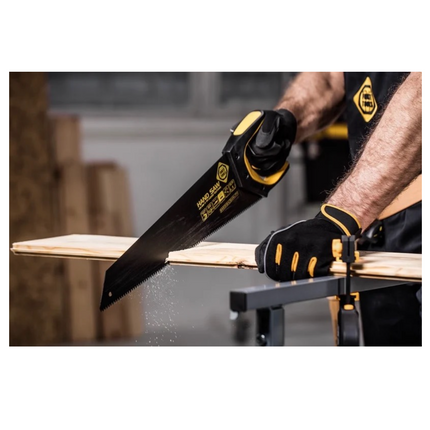 FORTE Tools Fuchsschwanz in schwarz 45 cm 11 TPI Premium Säge, klassische Handsäge mit ergonomischem Gummigriff, Säge für Holz, Kunststoff, etc., mit 3-kant Verzahnung Made in Sweden ( 000051083425 ) - Toolbrothers