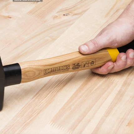 FORTE TOOLS Fäustel mit Holzgriff, 2000 g Kopfgewicht, Hammer mit Holzstiel, Premium Werkzeug, geschmiedet, doppelter Ringkeil, lackierter Kopf ( 000051151043 )
