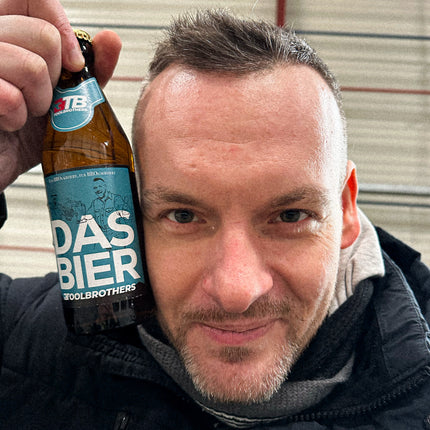 Toolbrothers - DAS BIER 24x0,33 l - Klassisches, feinherbes PILS für Dich und Deine BROs